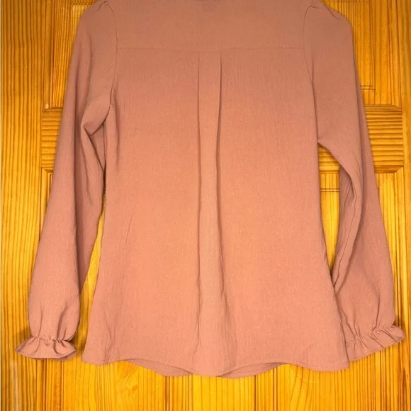 Dusty Rose Pleated Front Long Sleeve Blouse V Neck Pink Top Size XS - Picture 4 of 4